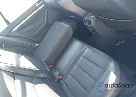 2010 Volkswagen Jetta Limited Edition from USA, damaged, VIN 3VWRX7AJXAM129958